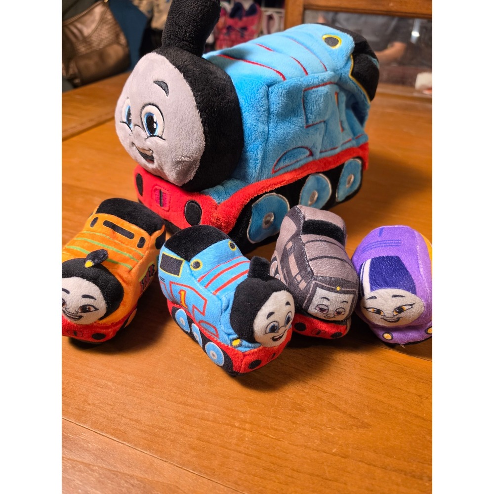 Thomas & Friends Plush Train Carrier Set with 4 Mini Soft Engines Thomas Nia